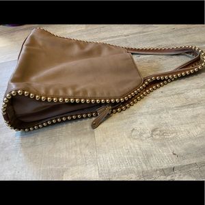 Shoulder bag with studs